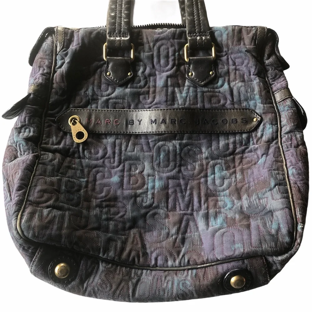 MARC BY MARC JACOBS Logo Quilted Canvas Tote - Picture 12 of 16